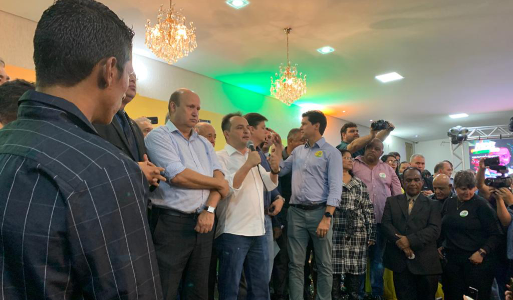 ELEIÇÕES 2020 | MDB recebe Pábio Mossoró com grande festa que conta com o apoio de líderes políticos de Valparaíso e outras cidades da região