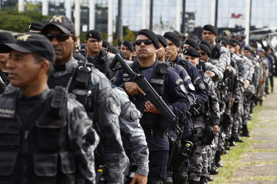 AGORA VAI | Congresso pode votar nesta quarta (11) o reajuste de policiais e bombeiros do DF