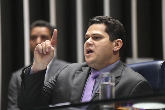 CONFIRMADO | Davi Alcolumbre testou positivo para o Covid-19