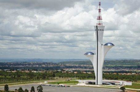 CLDF aprova projeto que dá o nome de Torre Oscar Niemeyer a Torre Digital de Brasília