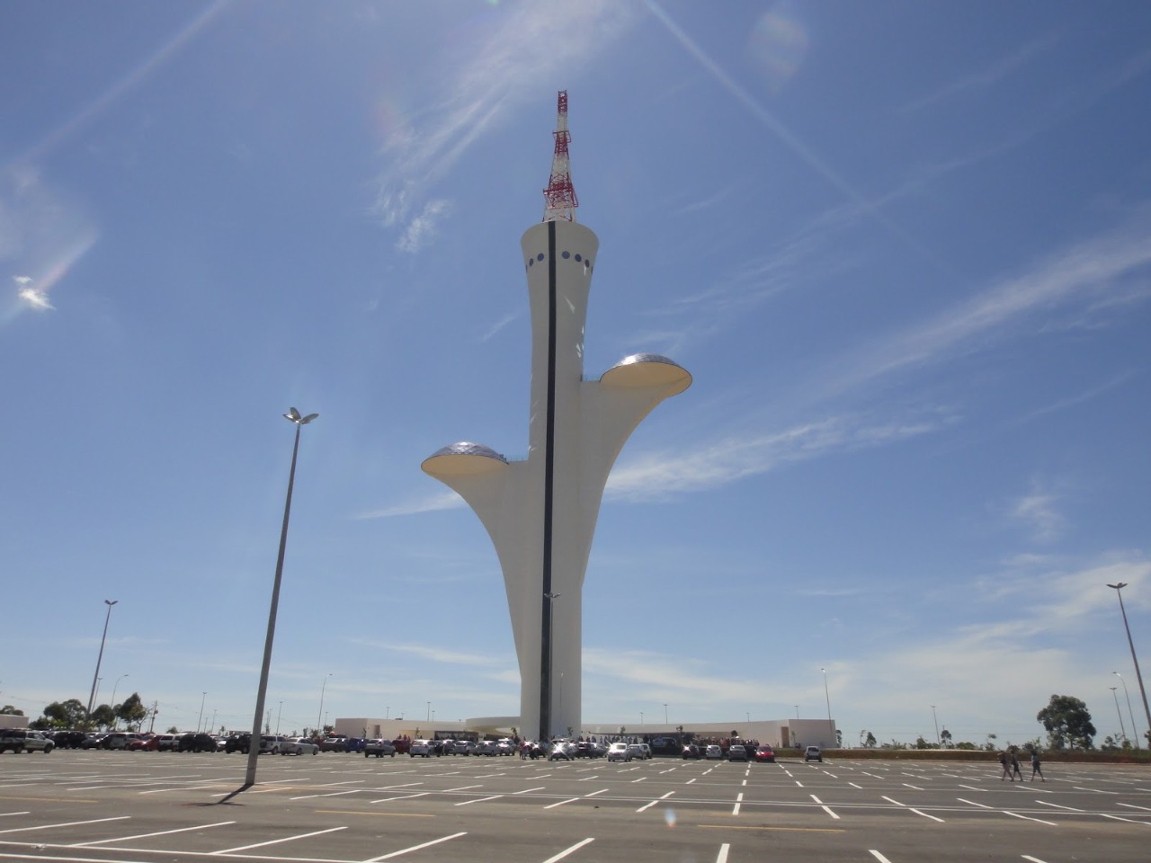 JUSTA HOMENAGEM | Torre Digital ganha o nome de Oscar Niemeyer