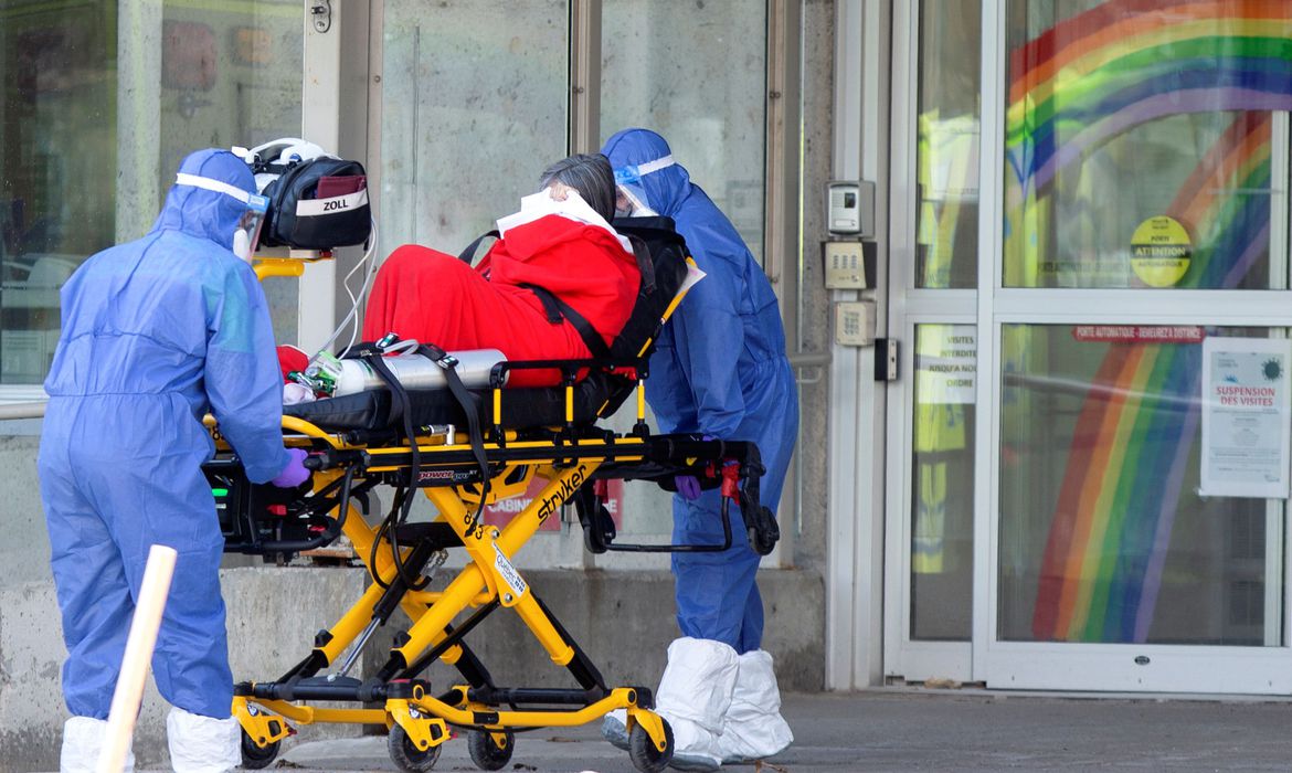 CORONAVÍRUS | No mundo todo já são mais de 170 mil mortes e 2,5 milhões de casos confirmados da doença