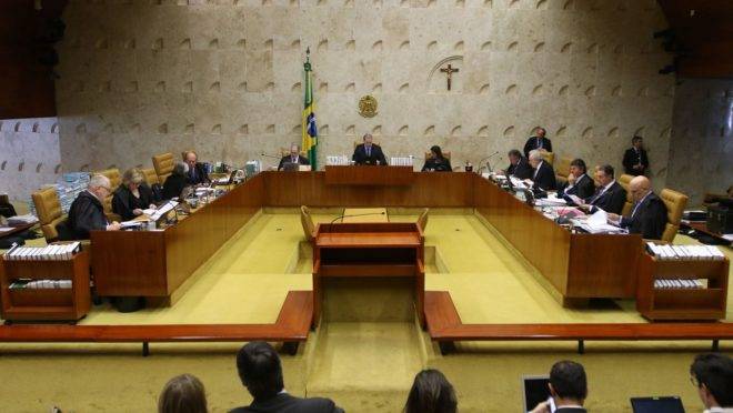 NÃO PRECISA OBEDECER O PRESIDENTE | STF decide que governadores e prefeitos podem definir serviços essenciais durante pandemia