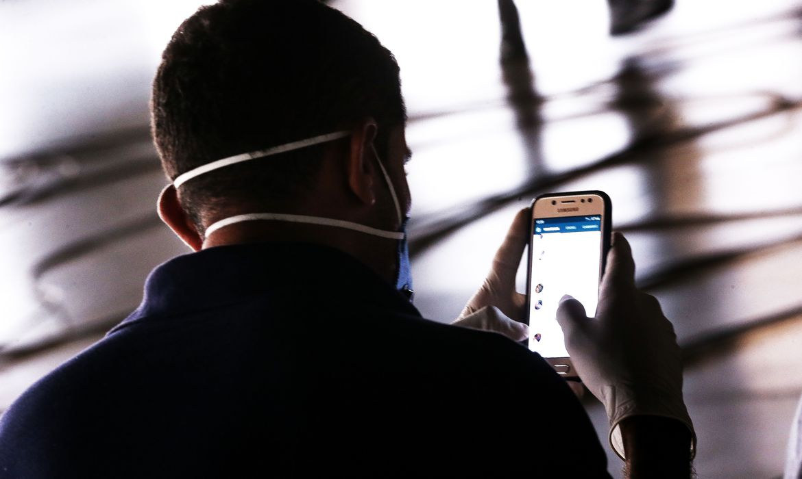 REFORÇO DE PESO | Apple e Google anunciam monitoramento para combater pandemia