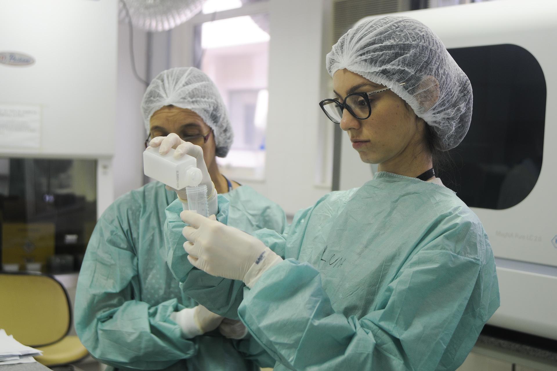 PESQUISA E INOVAÇÃO | Convênio entre FAP-DF e Finatec fortalecerá ações contra a Covid-19 no DF