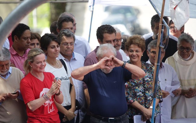 TCHAU, QUERIDOS! Procurador eleitoral dá parecer favorável ao cancelamento de registro do PT