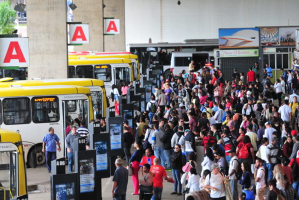 A PARTIR DE SEGUNDA (18) | Transporte público volta a operar com escala normal