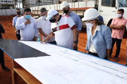 NOVAS UPAS | Ibaneis inspeciona canteiros de obras das unidades em Brazlândia e Ceilândia
