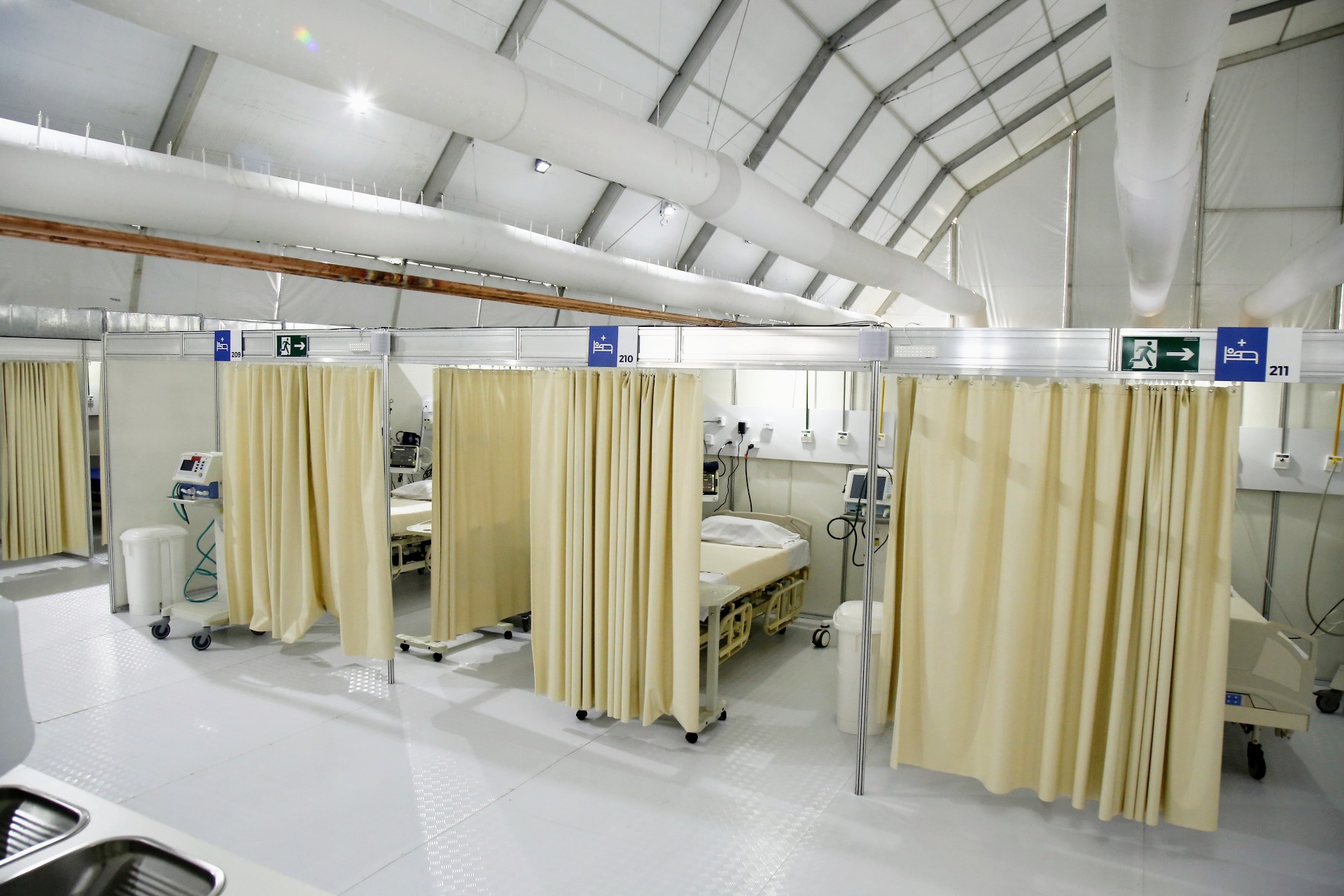 COMBATE AO CORONAVÍRUS | DF terá hospital de campanha com 400 leitos para pacientes com Covid-19