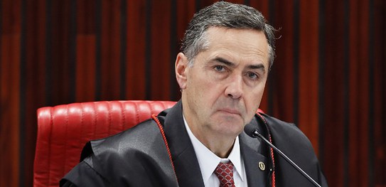 NOVO PRESIDENTE | Luís Roberto Barroso assume nesta segunda-feira (25) o comando do TSE