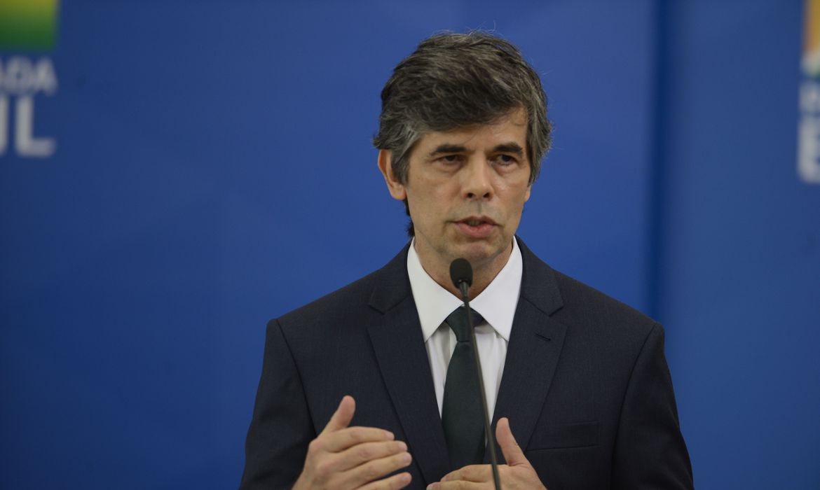 PEDIU PARA SAIR | Nelson Teich pede demissão do cargo de ministro da Saúde