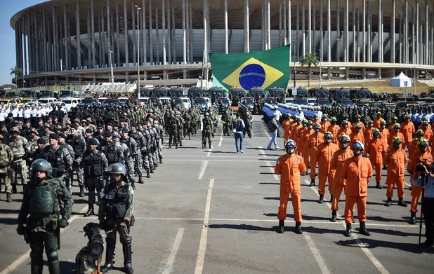 EXPECTATIVA DE VOTAÇÃO | Congresso pode votar autorização de reajuste de policiais e bombeiros do DF amanhã (07) a pedido de Izalci