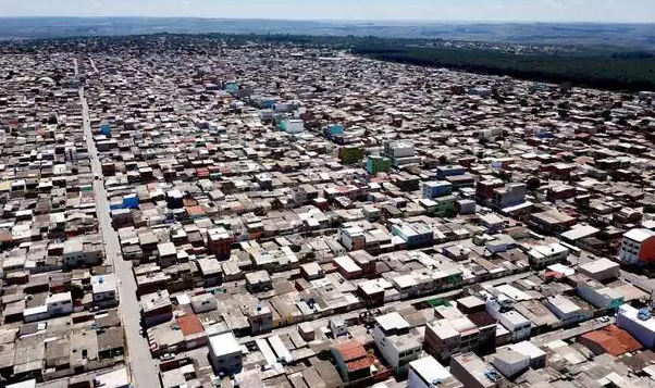 REGULARIZAÇÃO | Cerca de 45 mil moradores do Paranoá, Itapoã e Mestre D’Armas vão ganhar suas escrituras