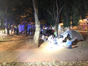 TRÁFICO PERTO DO HOSPITAL | PMDF prende mulher que vendia droga nas proximidades do HRAN