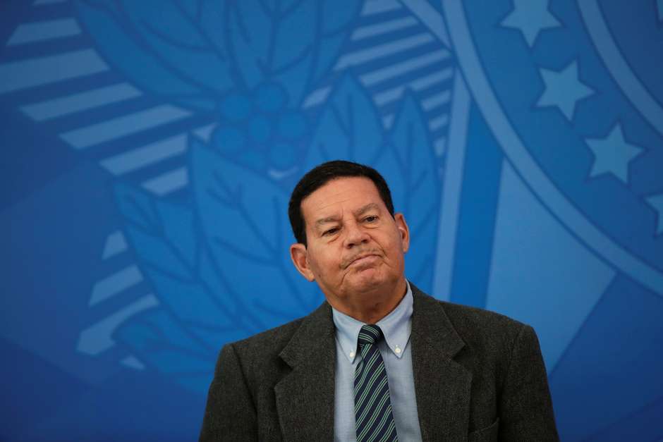 FICOU NA BRONCA | Gilmar deve desculpas se tiver “grandeza moral”, diz Mourão