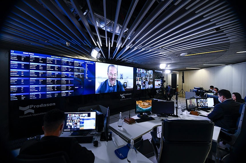 DÉBITOS FISCAIS | Senado aprova renegociação para empresas no Simples