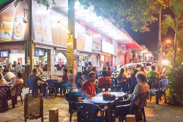 DEPOIS DE MAIS DE 130 DIAS | Bares e restaurantes reabrem nesta quarta-feira (15)