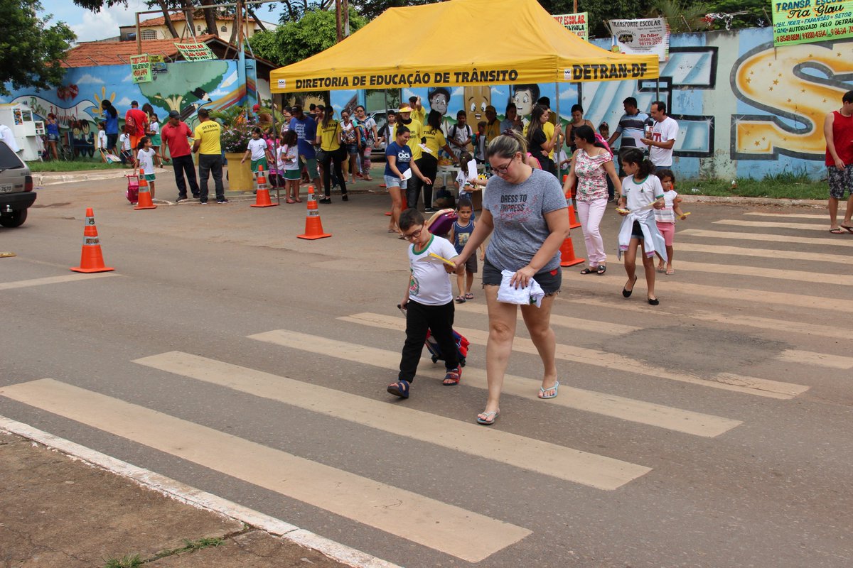 REABERTURA AUTORIZADA | GDF divulga cronograma para abertura de escolas, bares, restaurantes, salões e academias