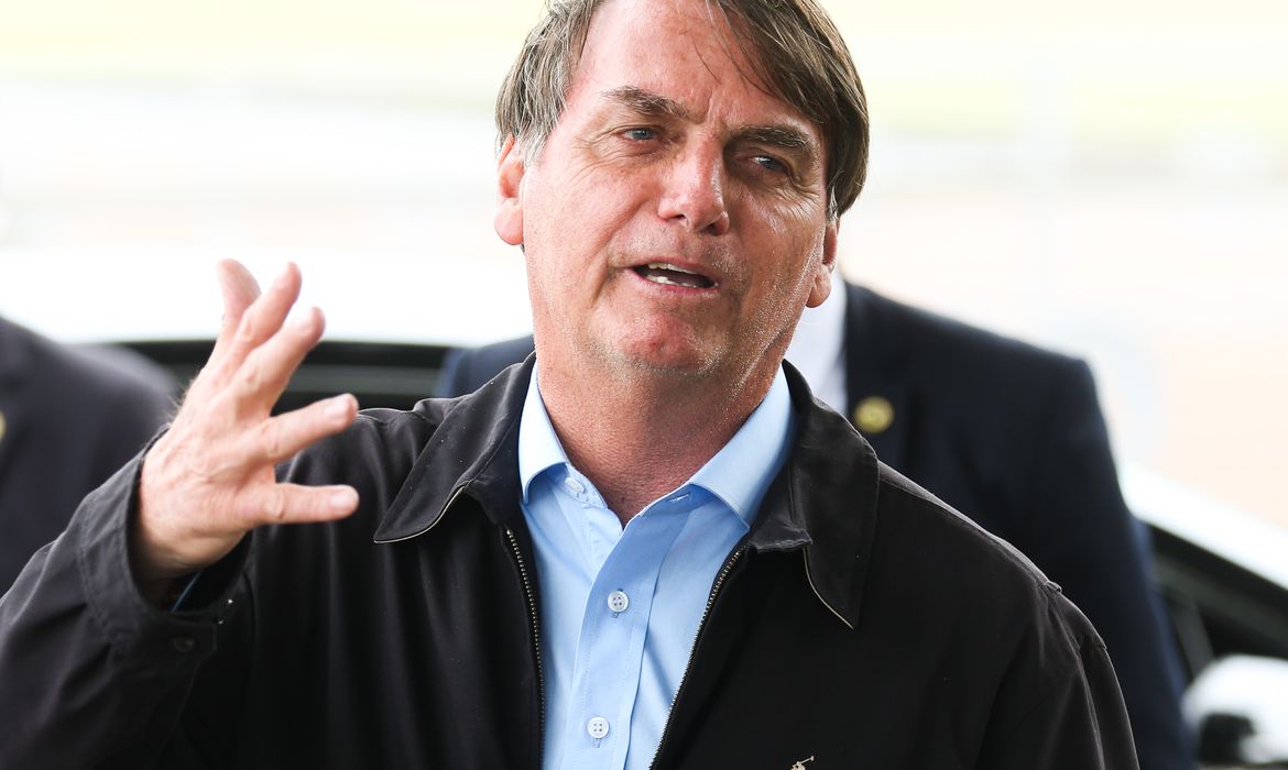 COM RESPONSABILIDADE | Bolsonaro defende a abertura do comércio