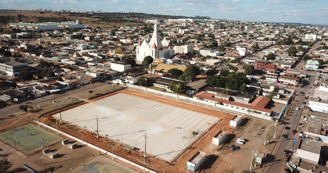 VALPARAÍSO DE GOIÁS | Céu Azul ganha seu primeiro campo público de futebol sintético