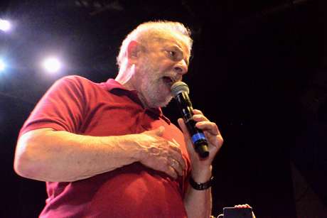 ESTRELA APAGADA | PT recorre a Lula para conter crescimento de Boulos em SP