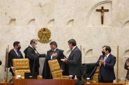 SOB NOVA DIREÇÃO | Fux assume presidência do STF e CNJ com discurso anti-corrupção