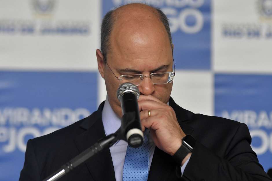 NO CAMINHO DA DEGOLA | Alerj aprova parecer e encaminha impeachment de Witzel