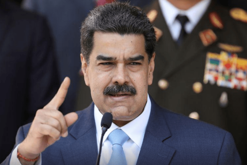 “OTRA VEZ” | Maduro diz que “espião” dos EUA foi preso próximo a refinaria venezuelana