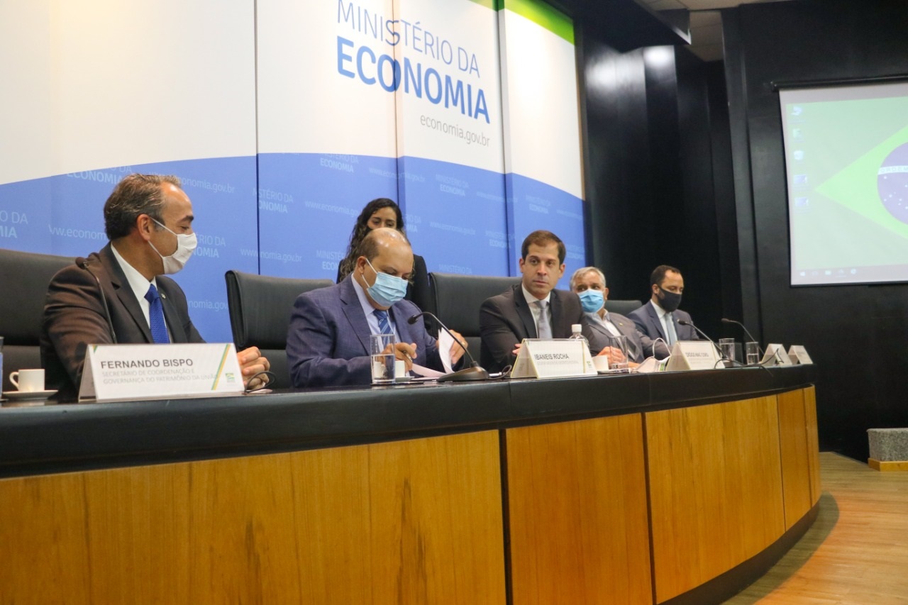 237 MIL MORADORES BENEFICIADOS | GDF e governo federal firmam acordo para regularizar Vicente Pires