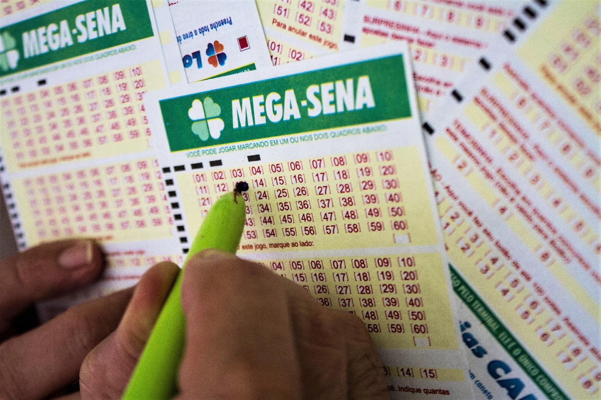 APOSTAS ATÉ AS 19H | Mega-Sena sorteia prêmio de R$ 29 milhões nesta terça (20)
