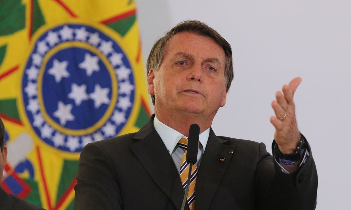 ENCONTRO VIRTUAL | Bolsonaro participa de reunião do G-20 que debaterá soluções para a crise gerada pela pandemia