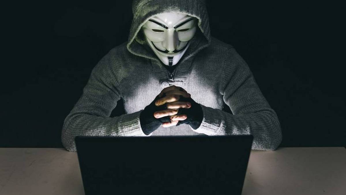 GUERRA VIRTUAL | Hackers invadem sistema de órgão que controla arsenal nuclear dos EUA