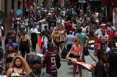 FASE VERMELHA | Durante as festas, estado de São Paulo irá adotar novas restrições para conter 2ª onda da Covid