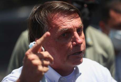 RISCO DE APAGÃO | Bolsonaro diz que falta de chuvas preocupa governo