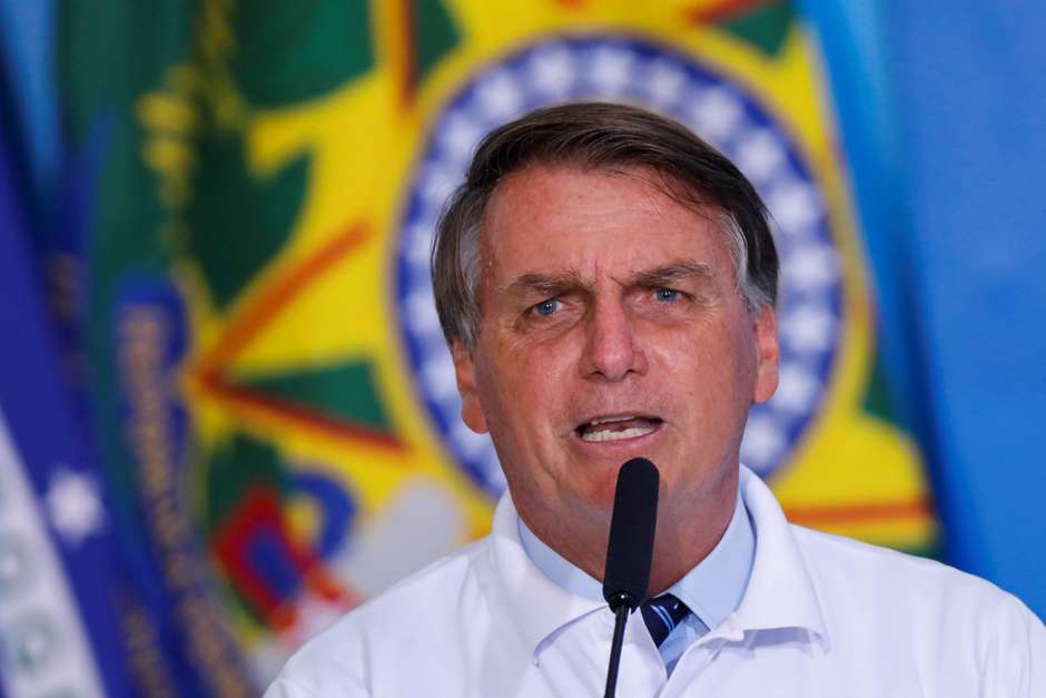 MESMO SEM FORÇA | Cinco partidos de oposição vão pedir o impeachment de Bolsonaro