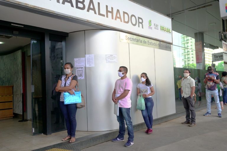 AGÊNCIAS DO TRABALHADOR | Confira as ofertas de emprego desta segunda (25)