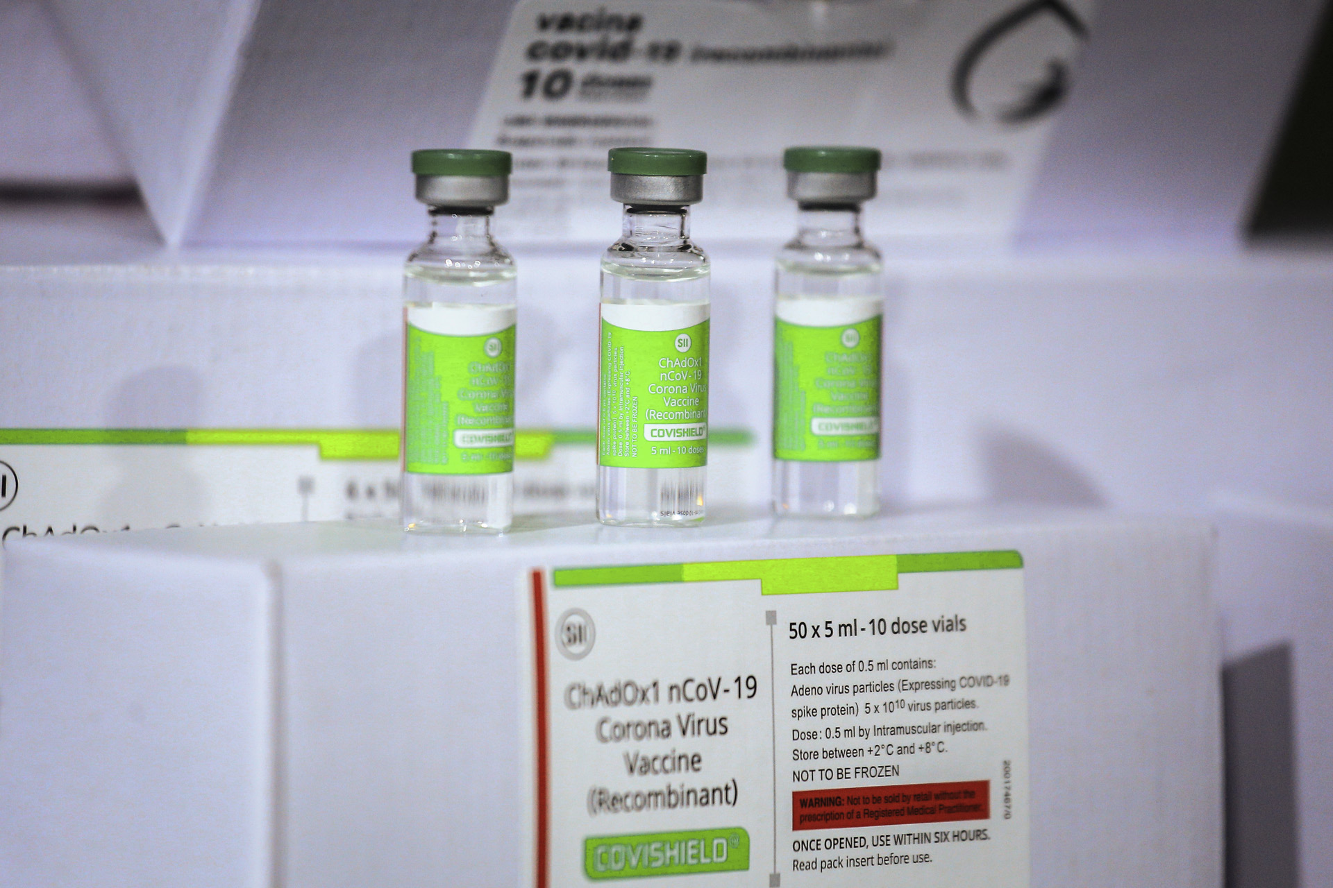 VACINAÇÃO CONTRA COVID | Idosos acima de 80 de anos começam a ser imunizados nesta segunda (1º)