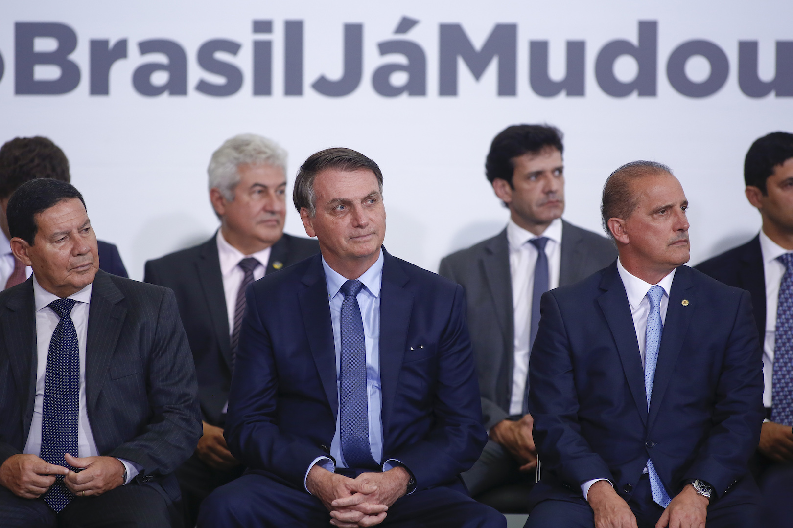 ELEIÇÃO NO CONGRESSO | Possível vitória do governo consolida aliança de Bolsonaro com Centrão