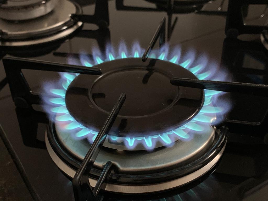 PREPARE O BOLSO | Gás de cozinha terá aumento de 6% a partir de amanhã (7)
