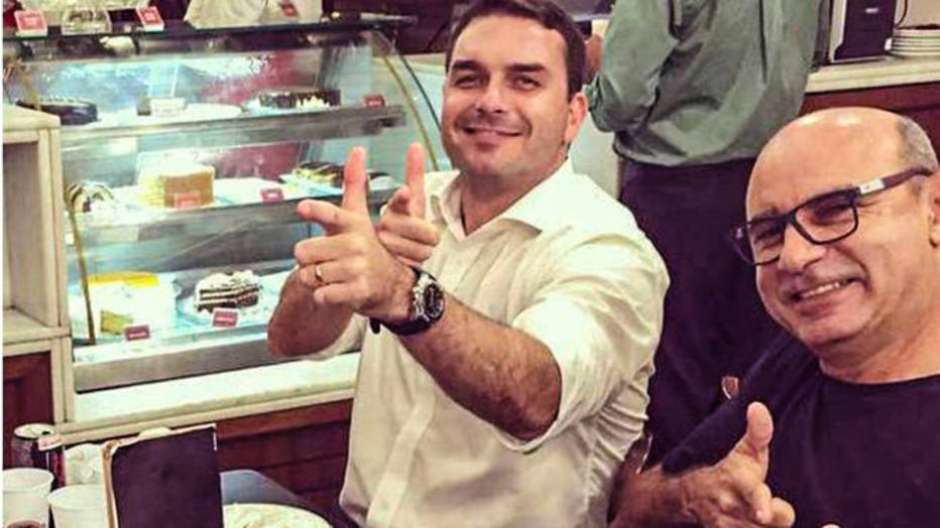 CASO DAS RACHADINHAS | STJ retoma nesta terça (9) o julgamento de recursos do senador Flávio Bolsonaro