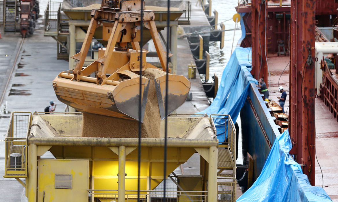 MAIS DE 260 MILHÕES DE TONELADAS | Safra de grãos deve bater recorde em 2021