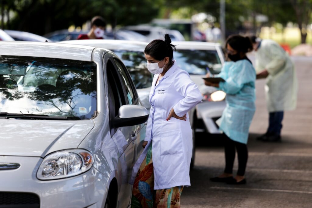 PARA APLICAR A 2ª DOSE | GDF lança plataforma de agendamento para aplicar vacina contra covid