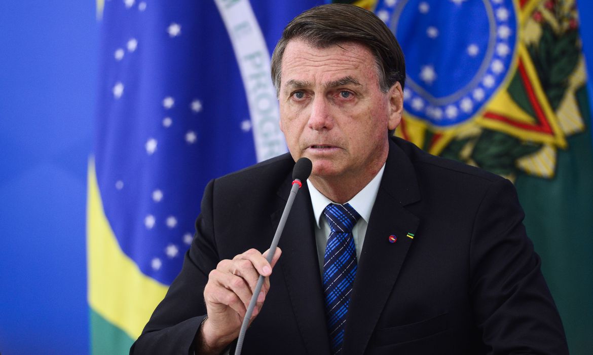 BENEFÍCIO PARA OS INFORMAIS | Bolsonaro diz que governo prepara novo auxílio para trabalhadores