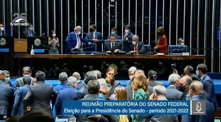 DEU, PACHECO! | Por 57 votos a 21, Senado elege candidato do Planalto para presidir a Casa