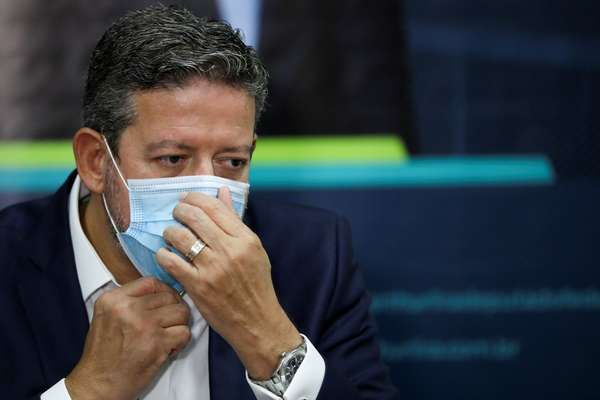 PEDIU AJUDA À CHINA | Arthur Lira solicitou apoio ao governo chinês para aumentar a quantidade de pessoas imunizadas no Brasil