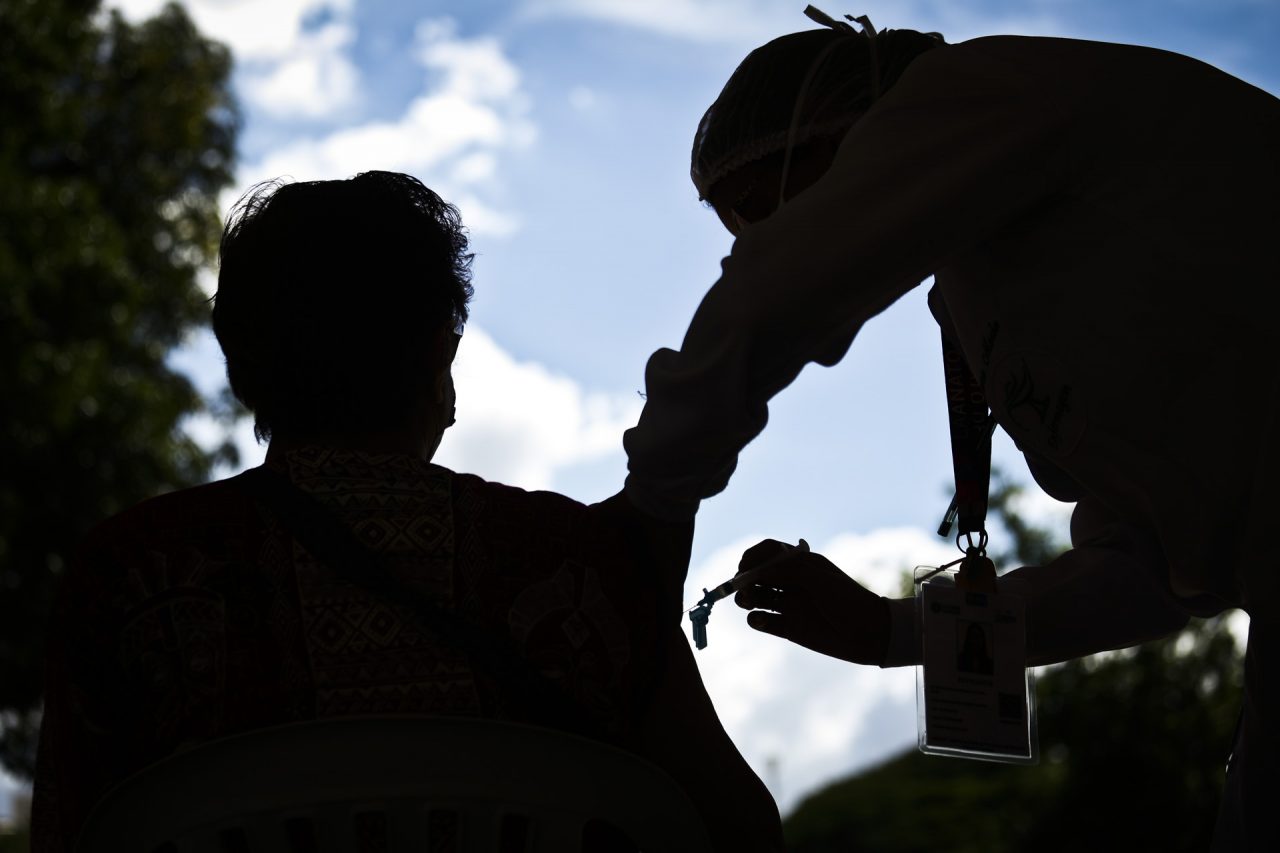 PESSOAS DE OUTROS ESTADOS | DF já aplicou mais de 29 mil vacinas contra a Covid em cidadãos de outras localidades