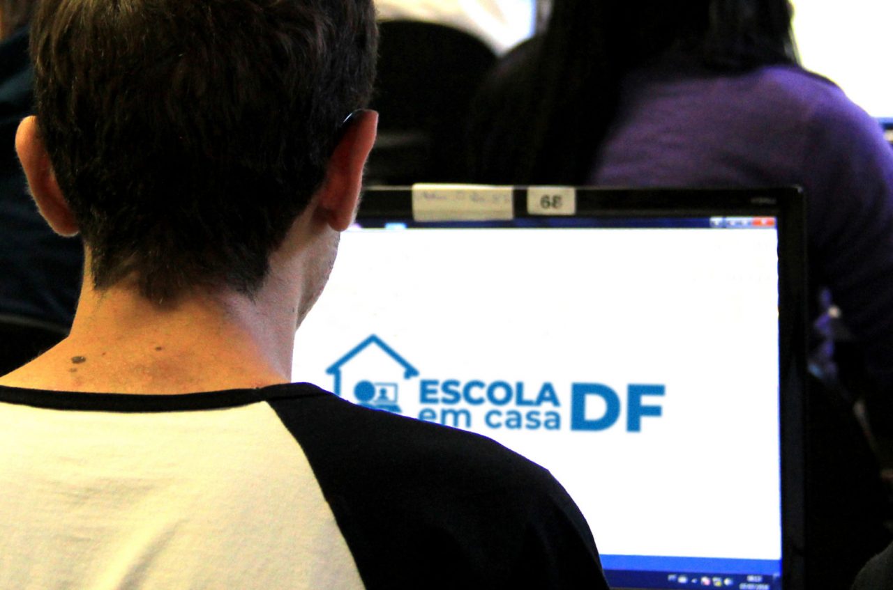 BOA ACEITAÇÃO | Acesso às aulas virtuais nas escolas públicas do DF bate recorde nos três primeiros dias