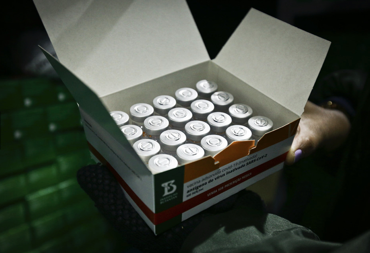 A PARTIR DESTA QUINTA (18) | GDF dá início a vacinação de idosos de 72 anos ou mais