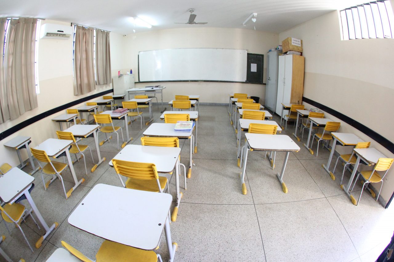 AULAS EM GOIÁS | Estudantes da rede pública estadual continuarão tendo aula remota