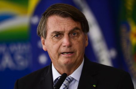 CONTRA O LOCKDOWN | Bolsonaro volta a criticar restrições adotadas por governadores